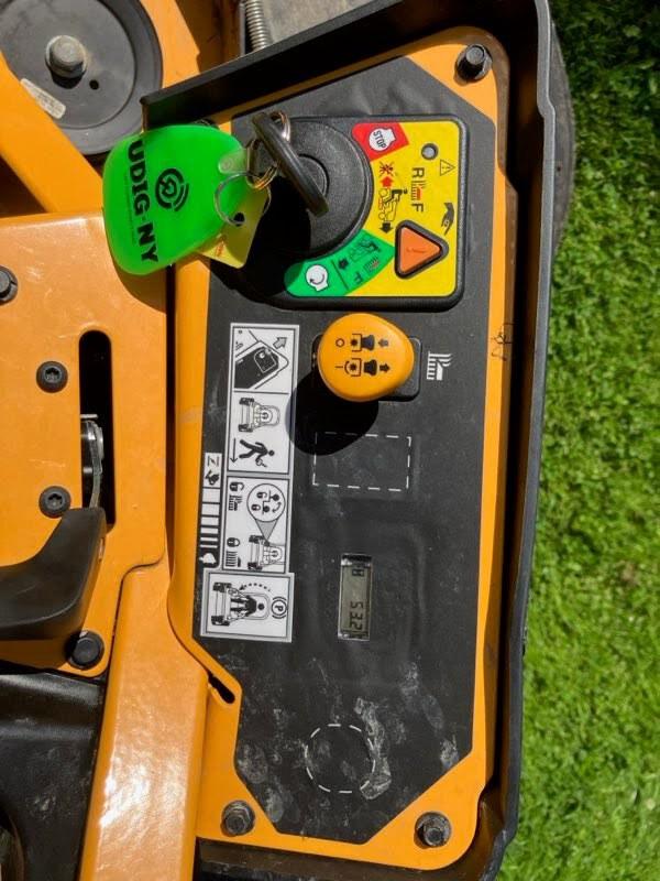 2023 Cub Cadet ZTXS4 60 Image