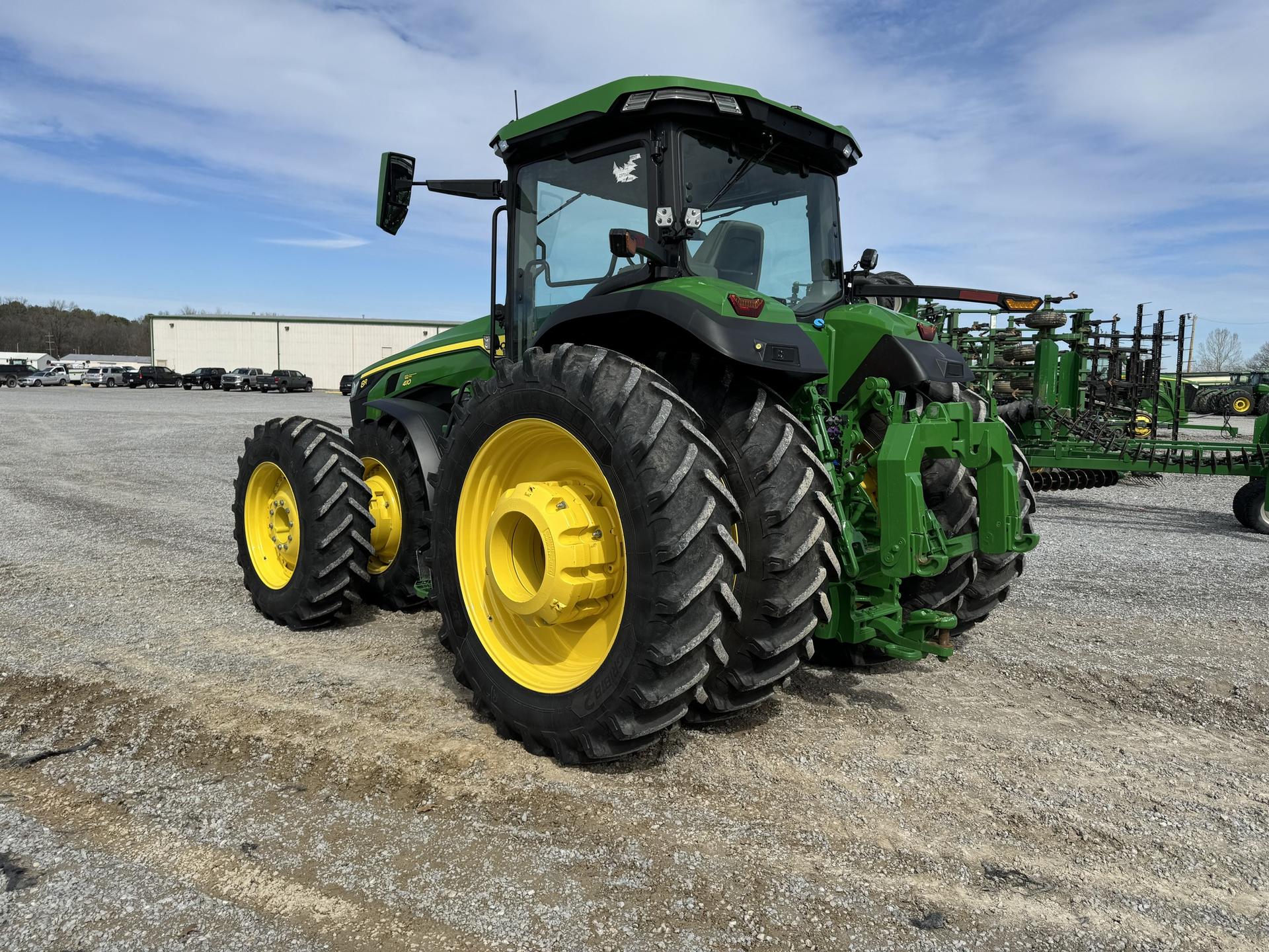 2024 John Deere 8R 410 Image