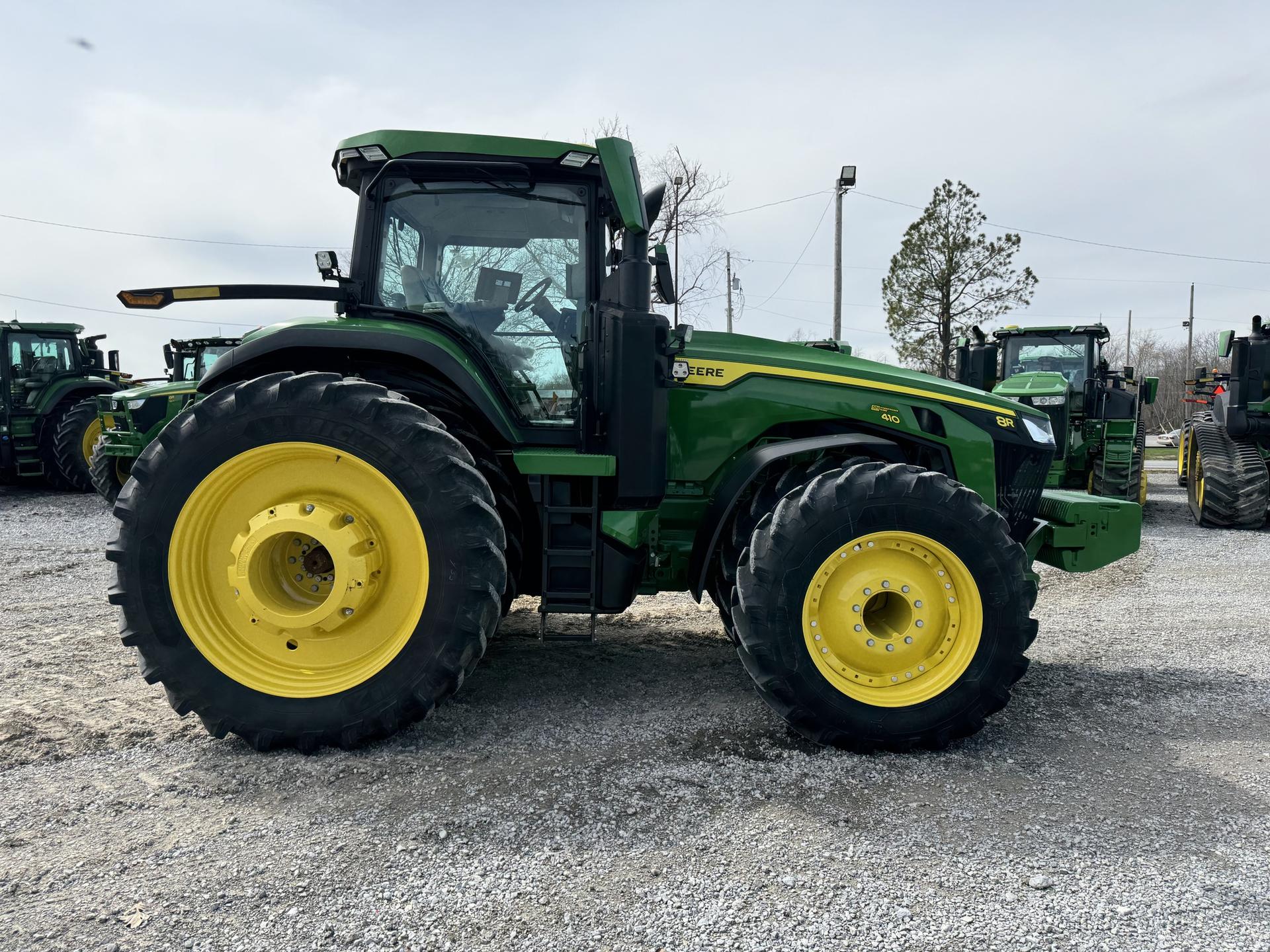 2024 John Deere 8R 410 Image