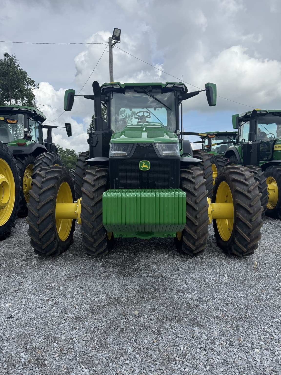 2024 John Deere 8R 250 Image