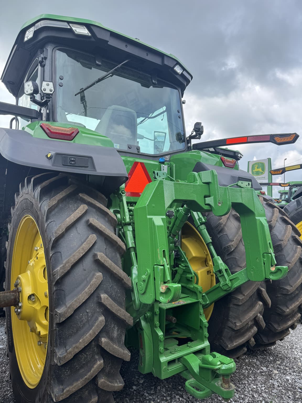 2024 John Deere 8R 250 Image