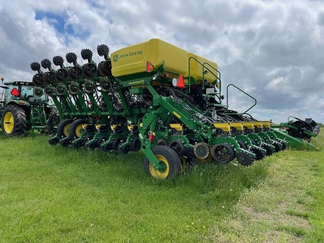2023 John Deere 1795 Image