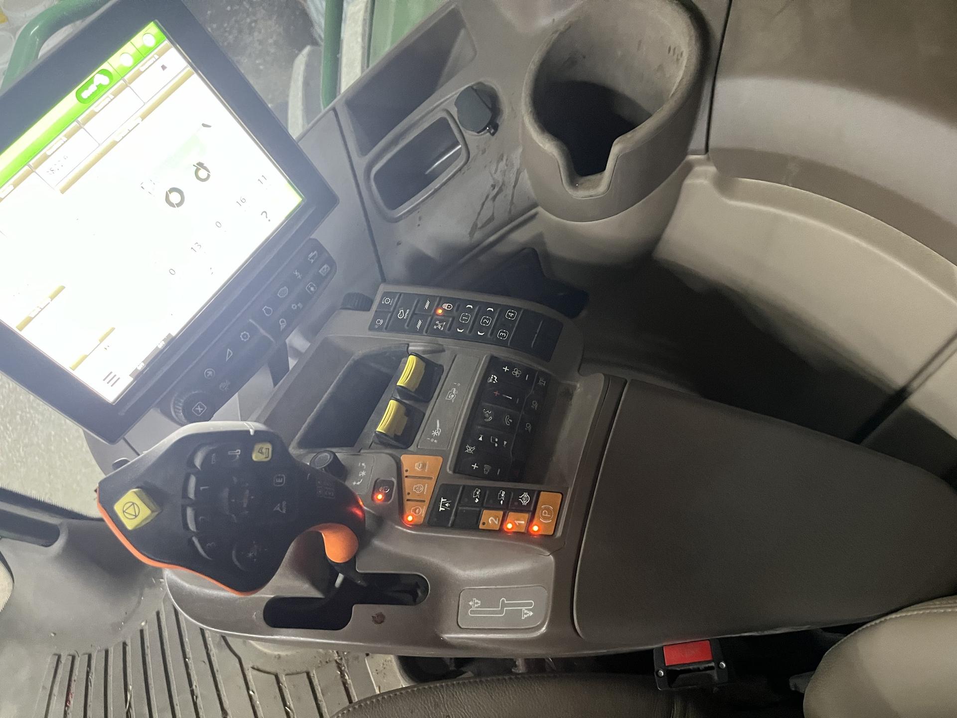 2022 John Deere S780 Image
