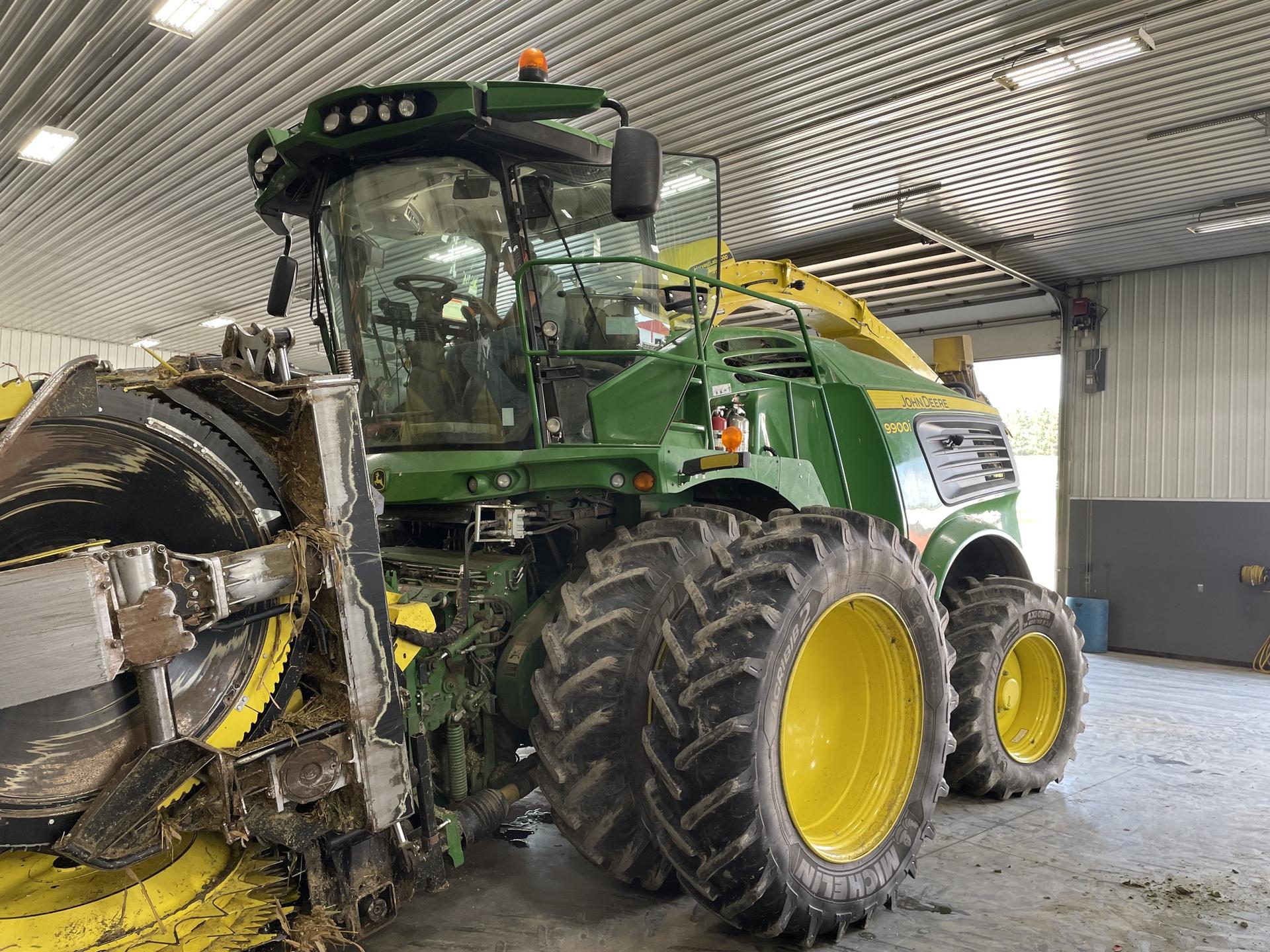 2020 John Deere 772 Image