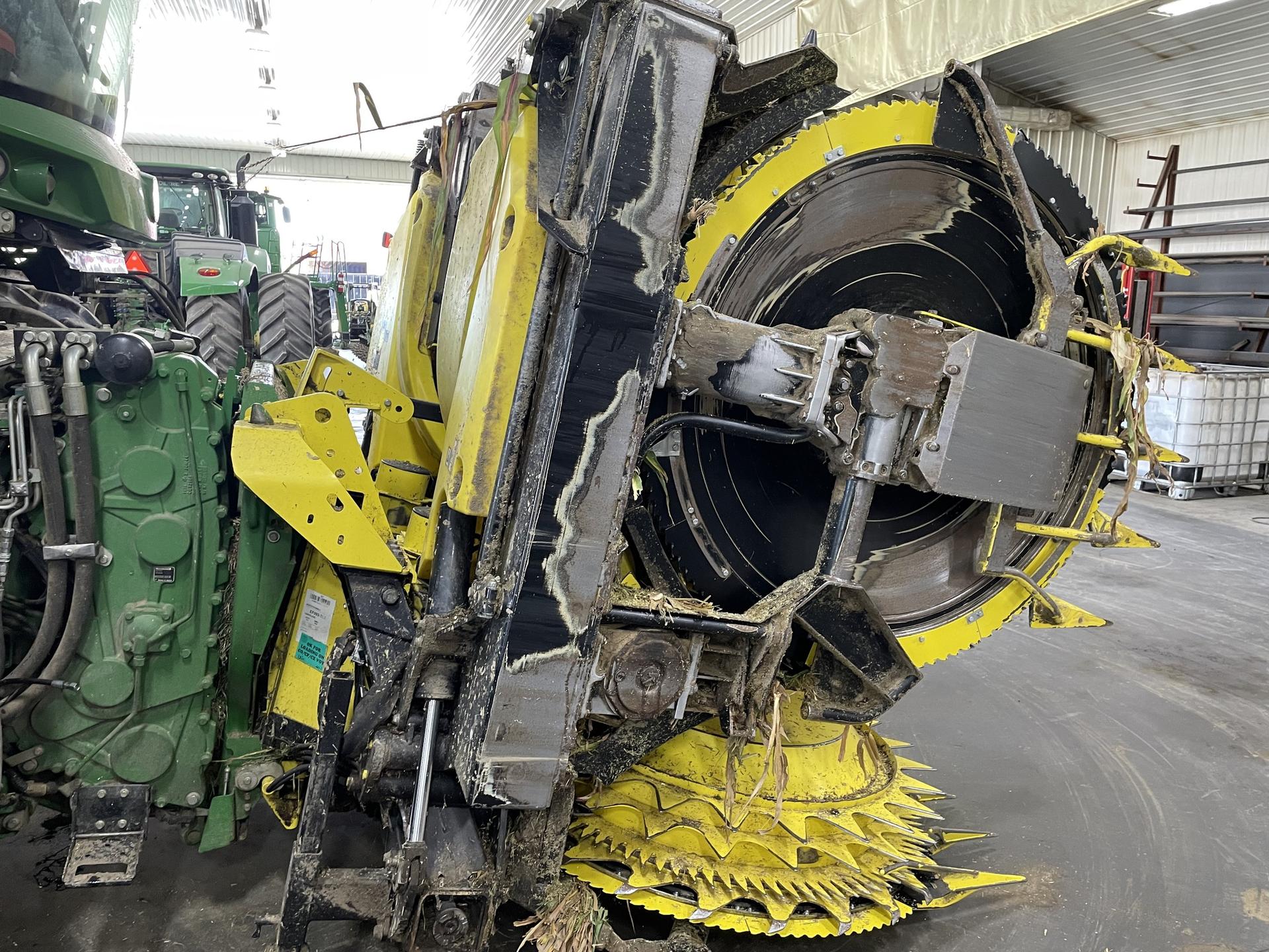 2020 John Deere 772 Image