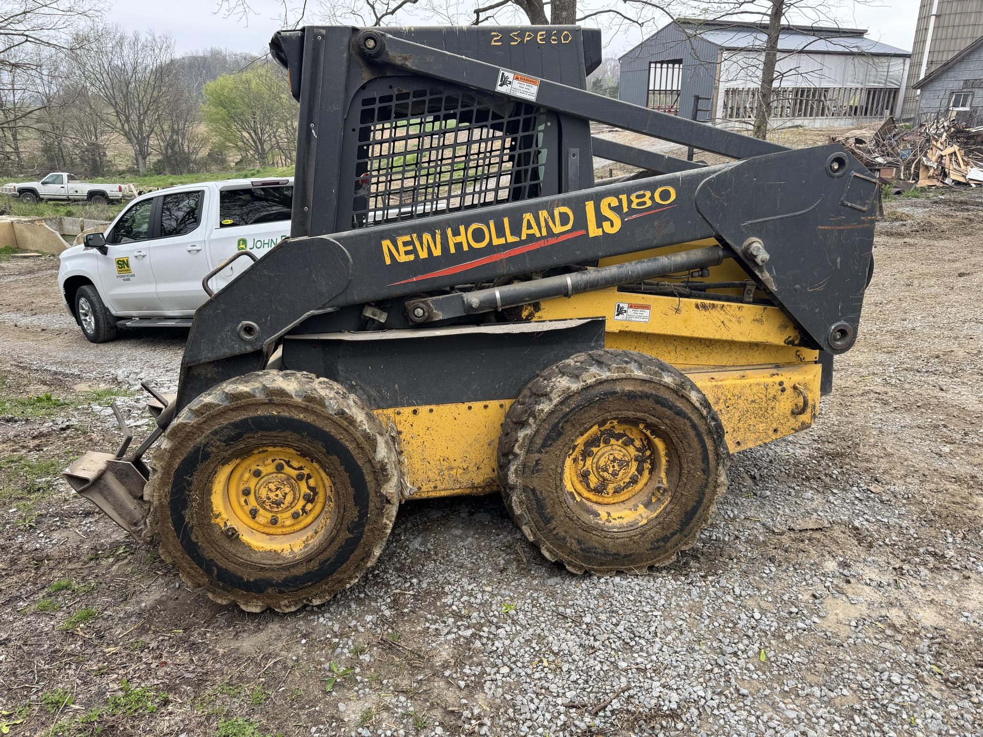 2004 New Holland LS180 Image