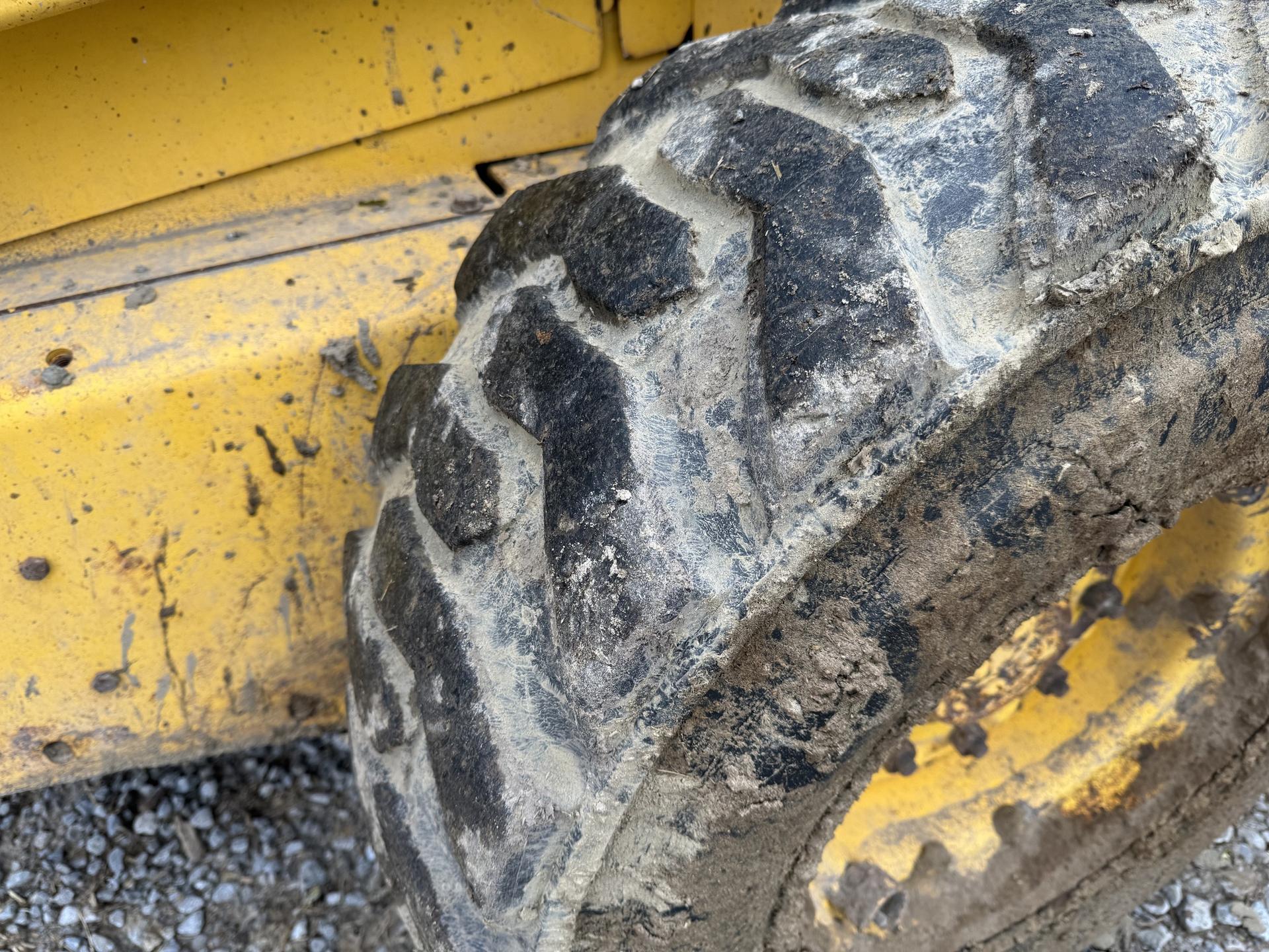 2004 New Holland LS180 Image