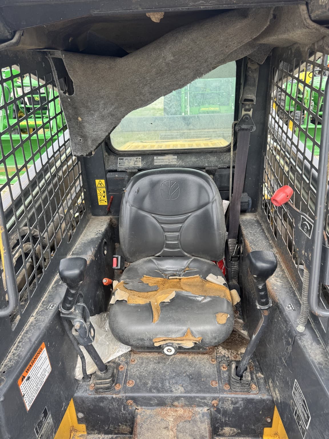 2004 New Holland LS180 Image