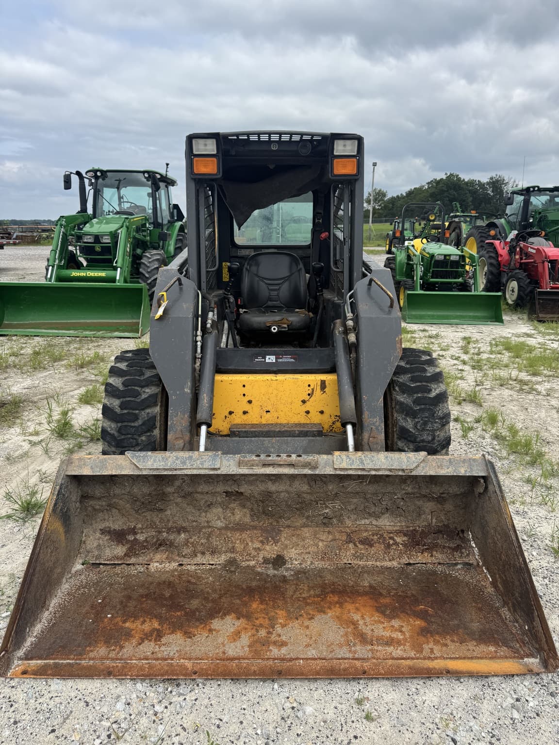 2004 New Holland LS180 Image