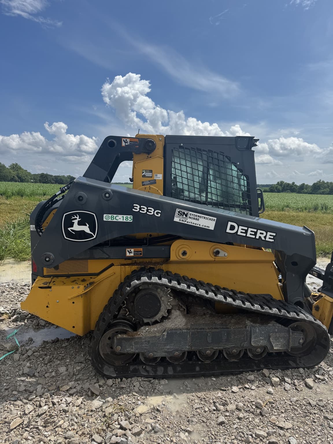 2023 John Deere 333G Image