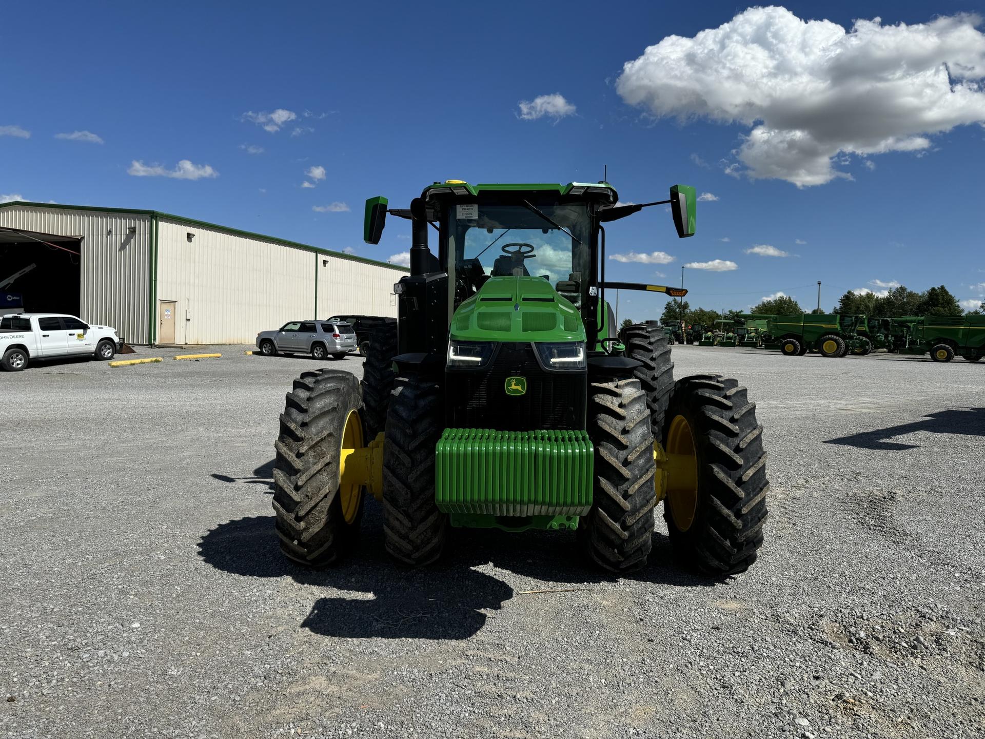 2024 John Deere 8R 410 Image