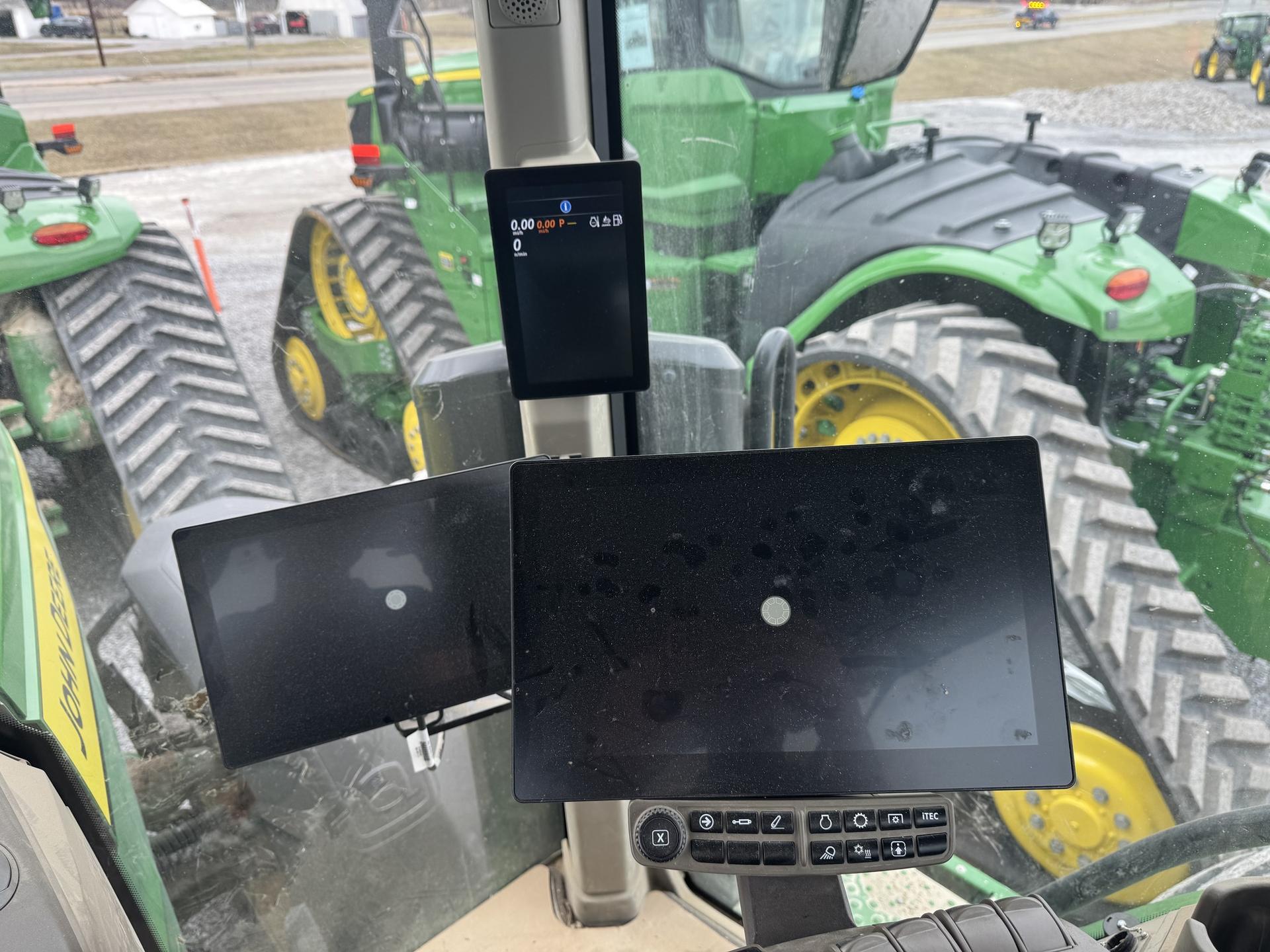 2024 John Deere 8R 410 Image