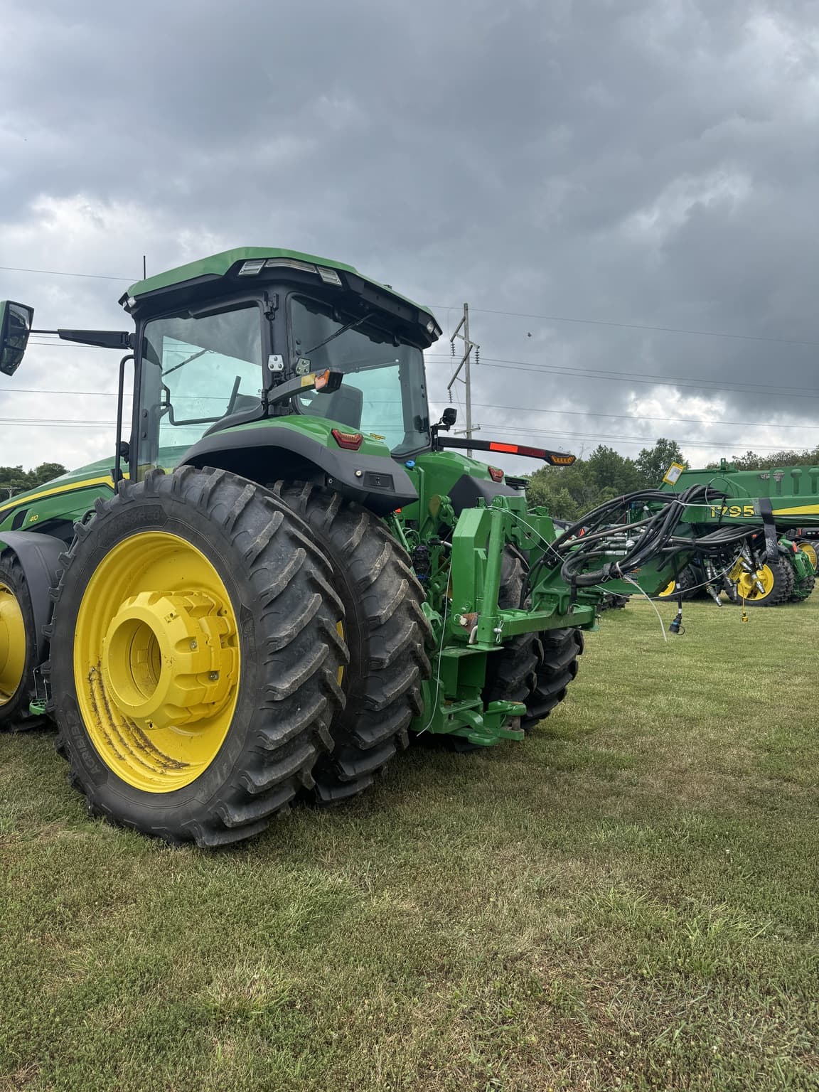 2024 John Deere 8R 410 Image