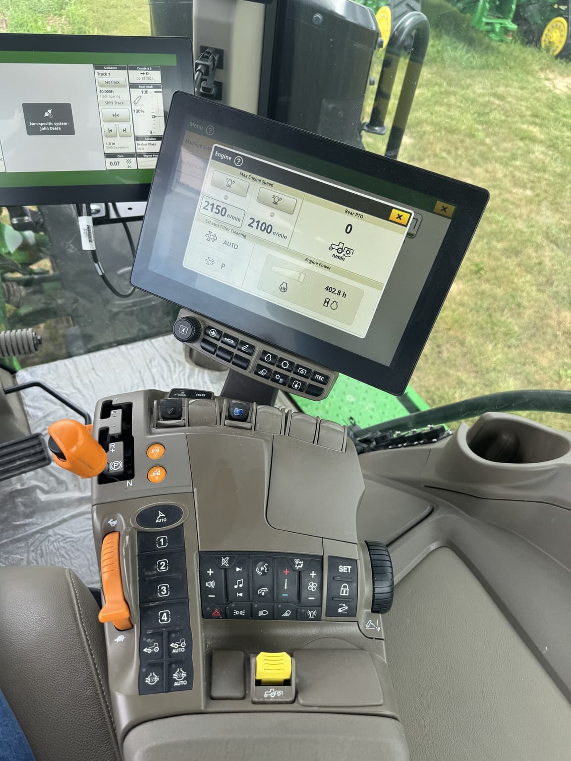 2024 John Deere 8R 410 Image