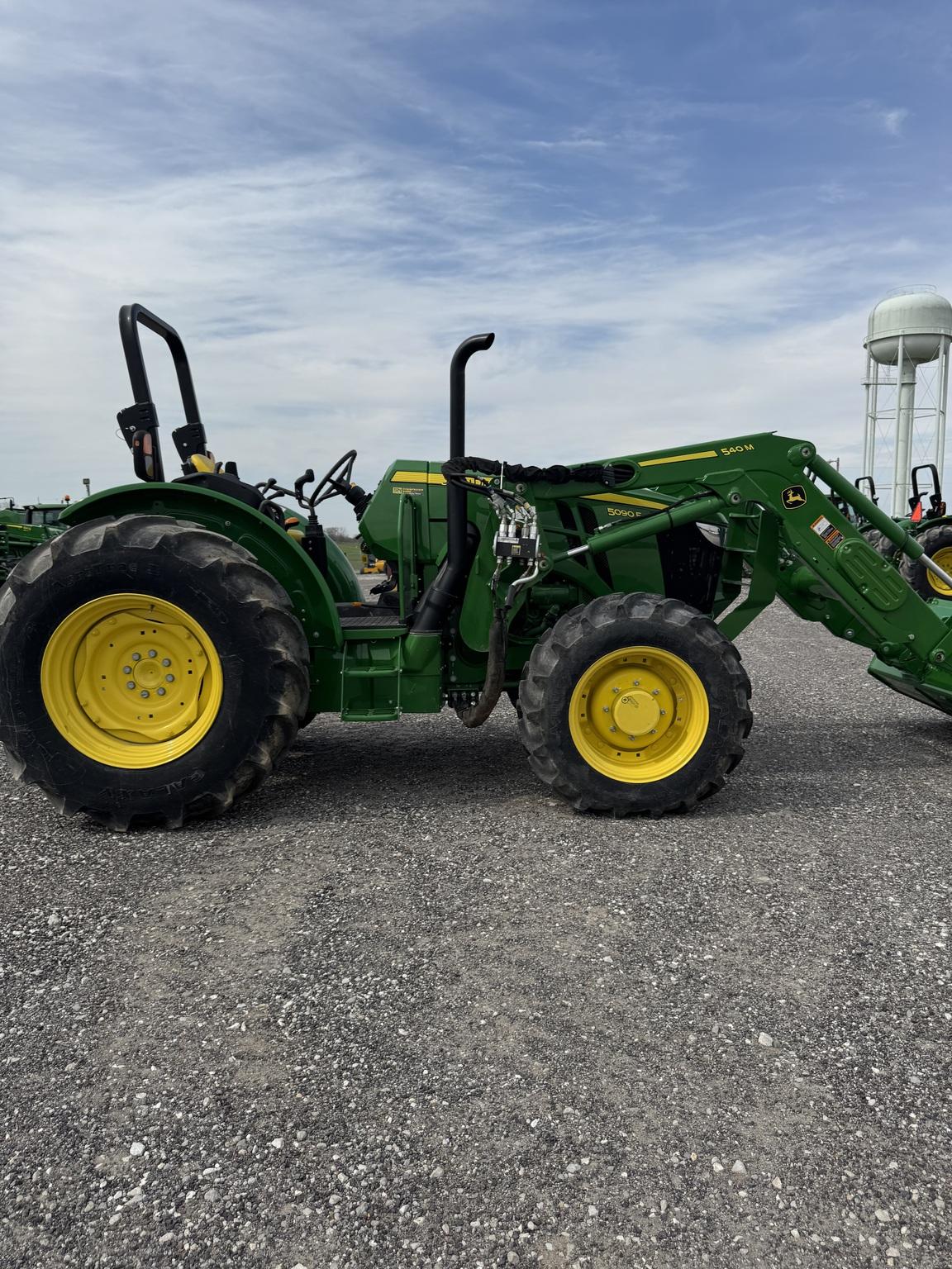 2023 John Deere 5090E Image