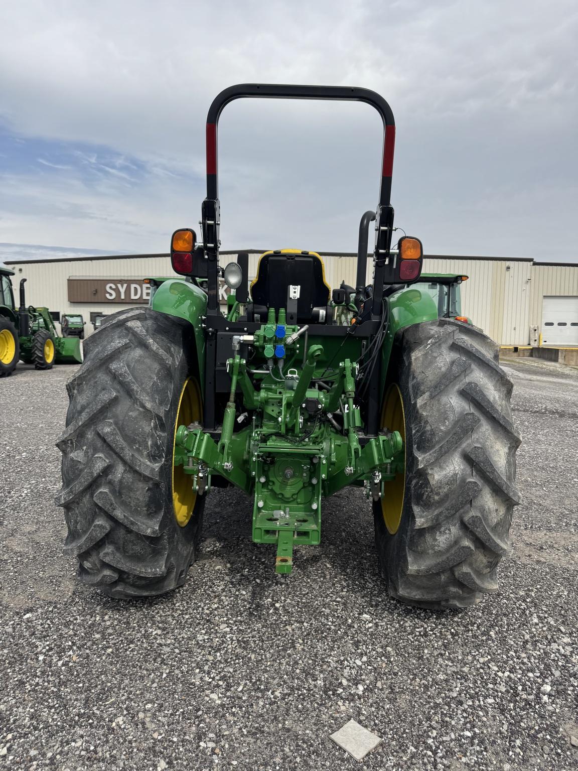 2023 John Deere 5090E Image