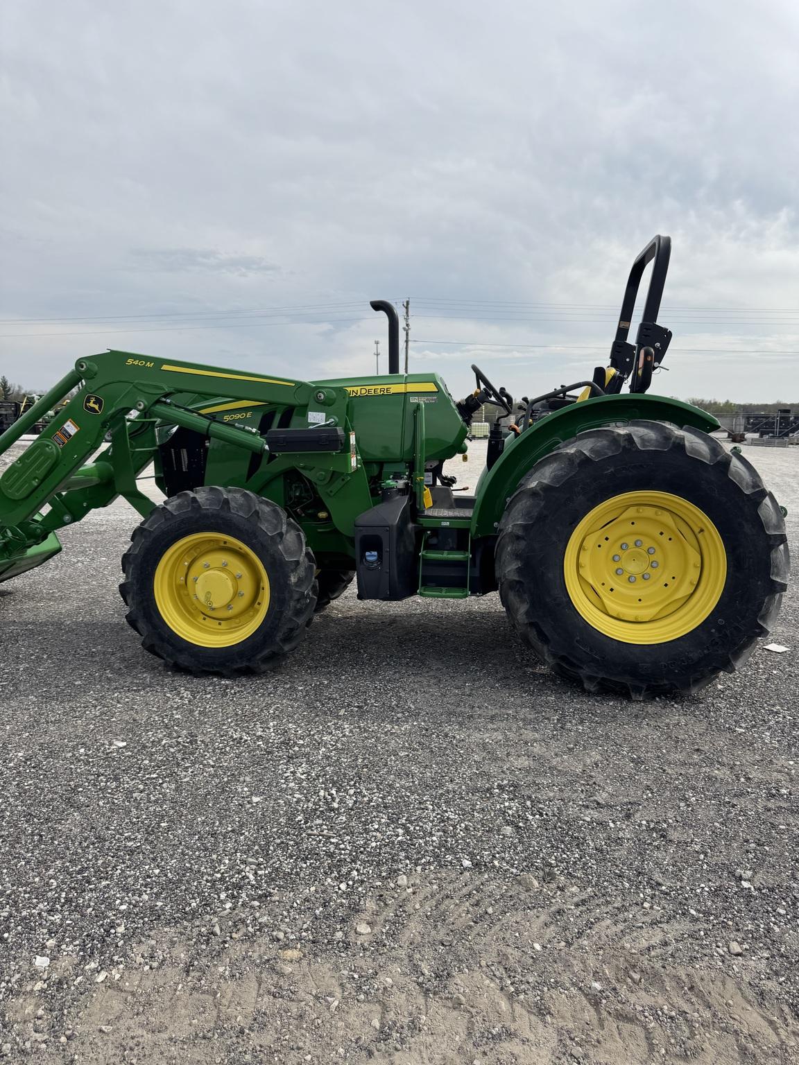 2023 John Deere 5090E Image