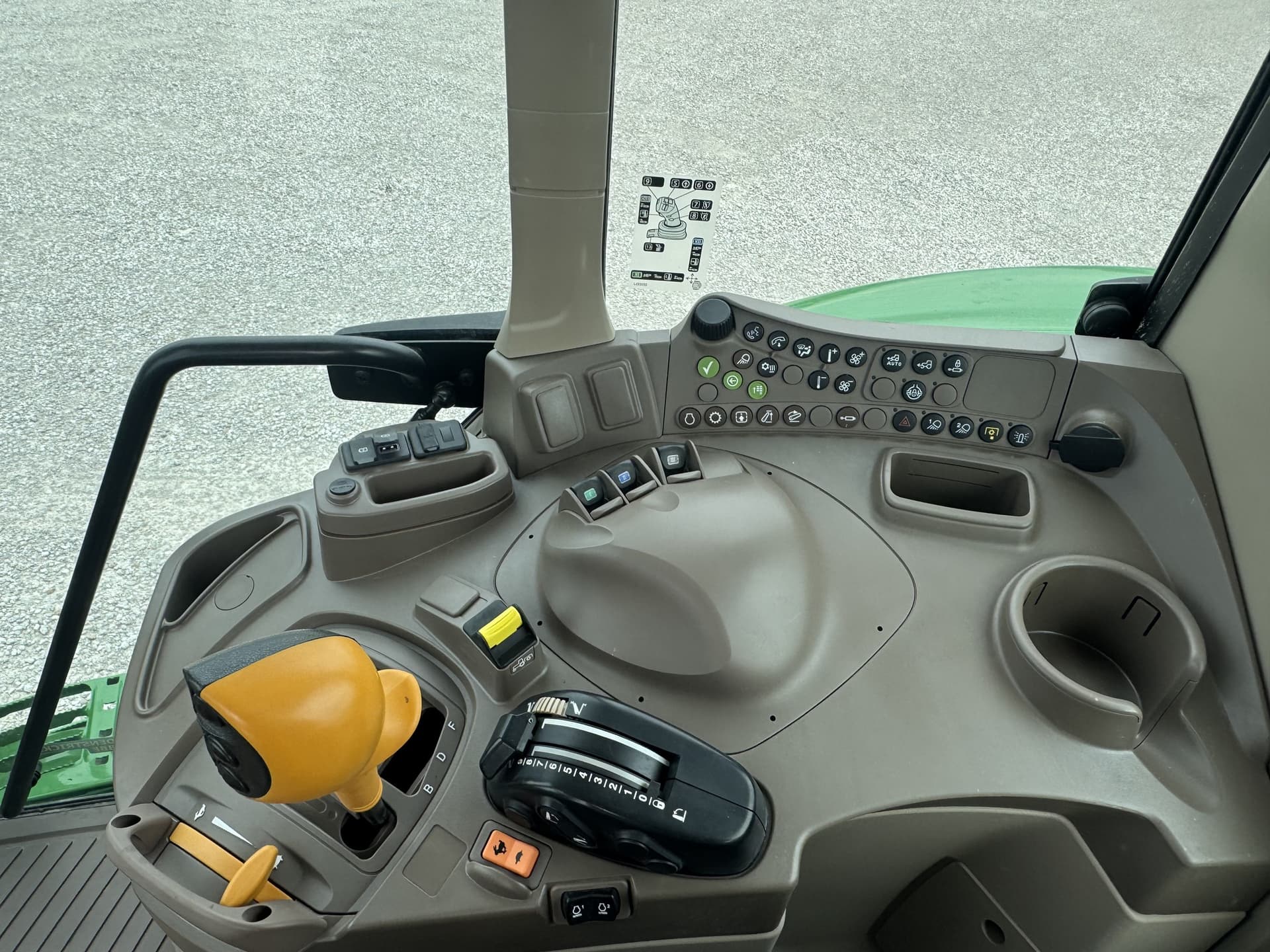 2023 John Deere 6130M Image