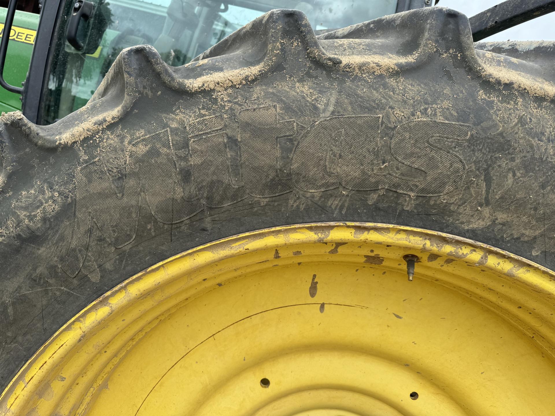 2010 John Deere 8295R 2010 Image
