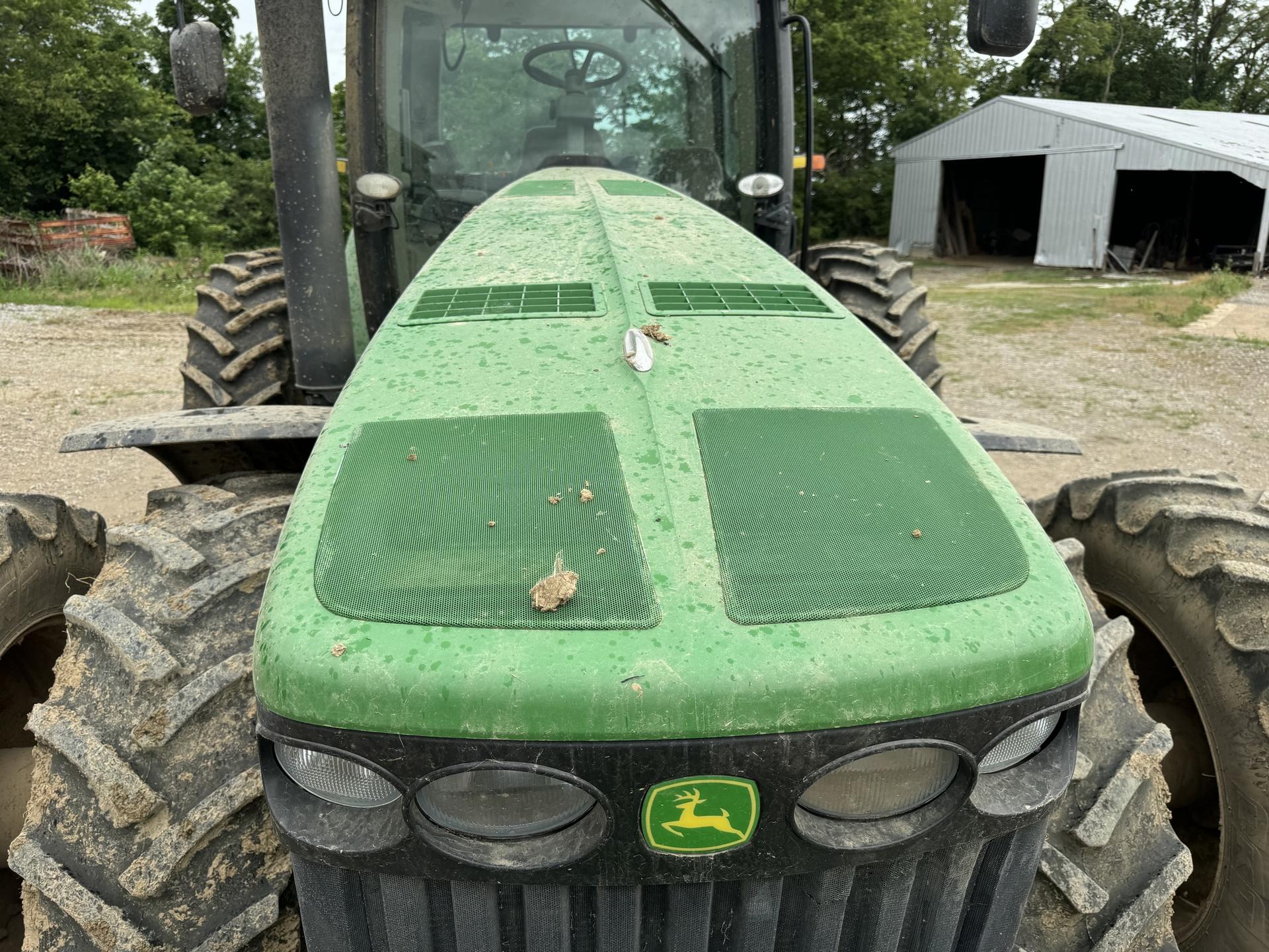 2010 John Deere 8295R 2010 Image