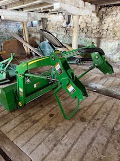 2019 John Deere 2038R Image