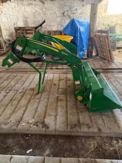 2019 John Deere 2038R Image