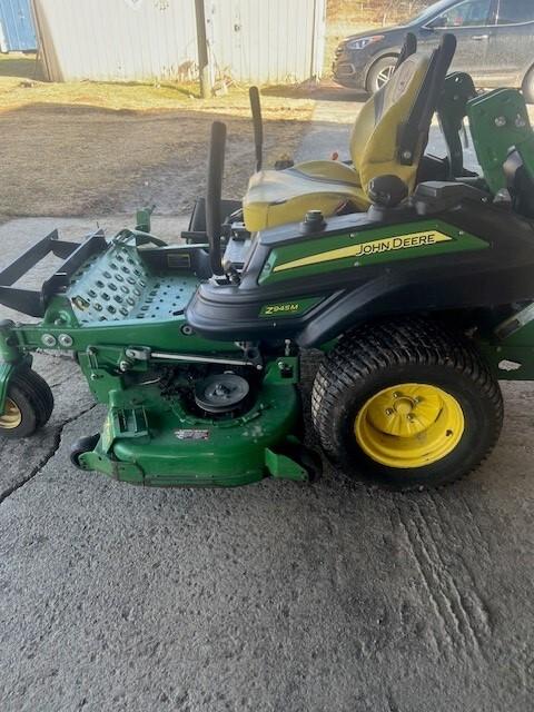2019 John Deere Z945M EFI Image