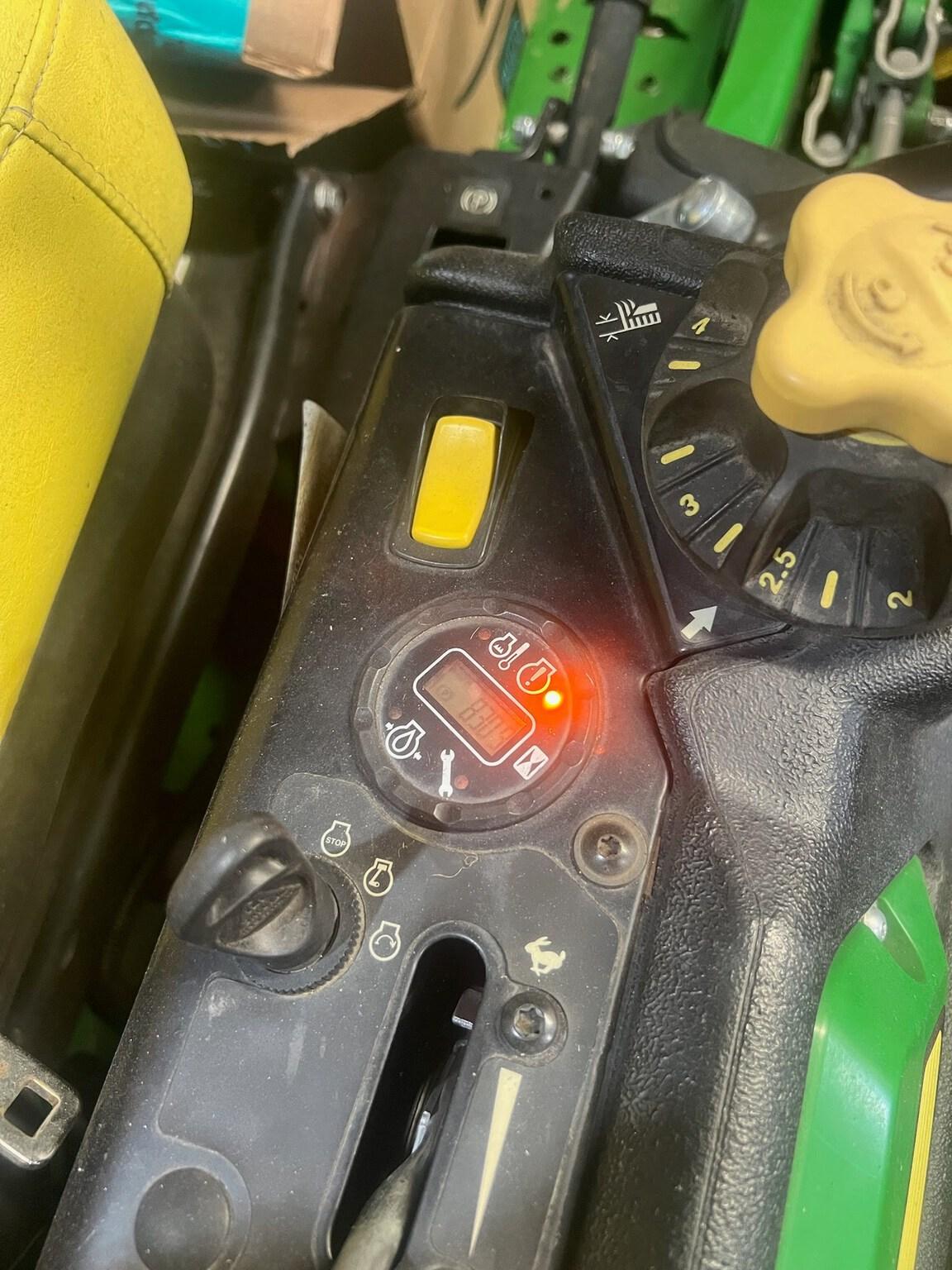 2019 John Deere Z945M EFI Image
