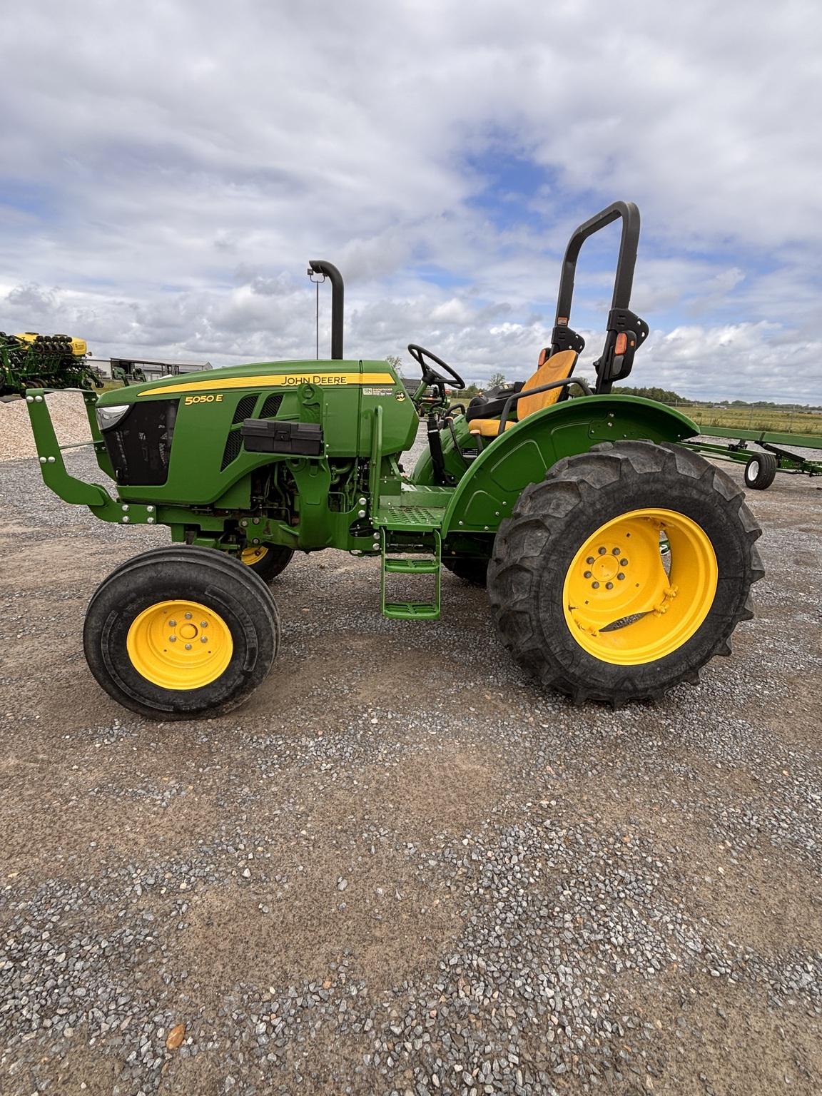 2023 John Deere 5050E Image