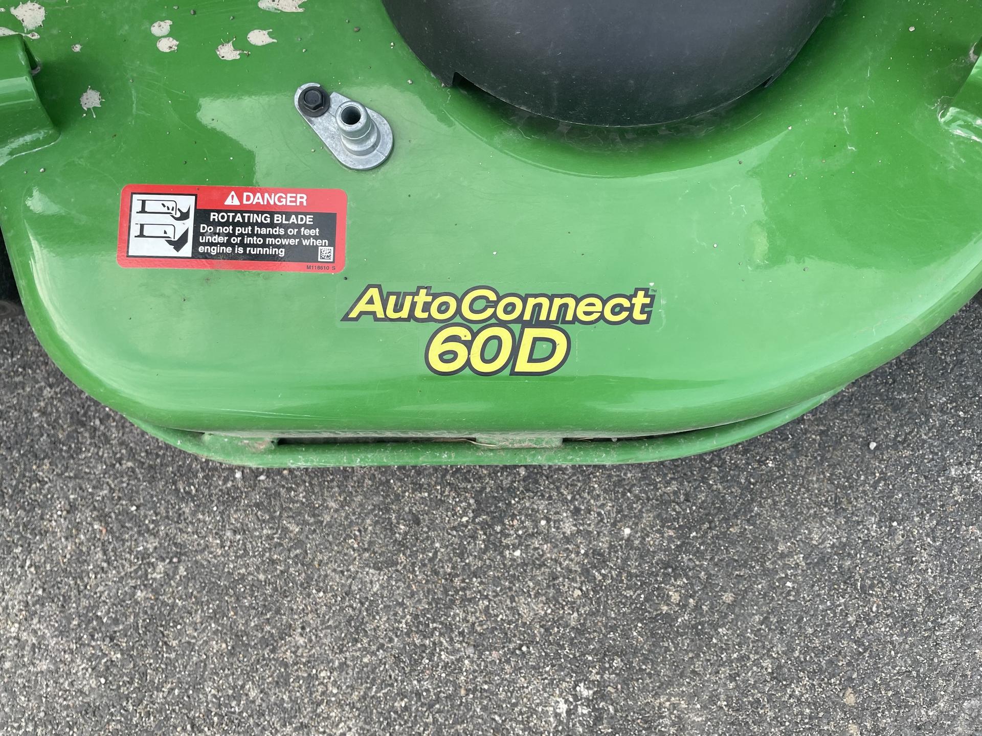 2022 John Deere 2025R Image