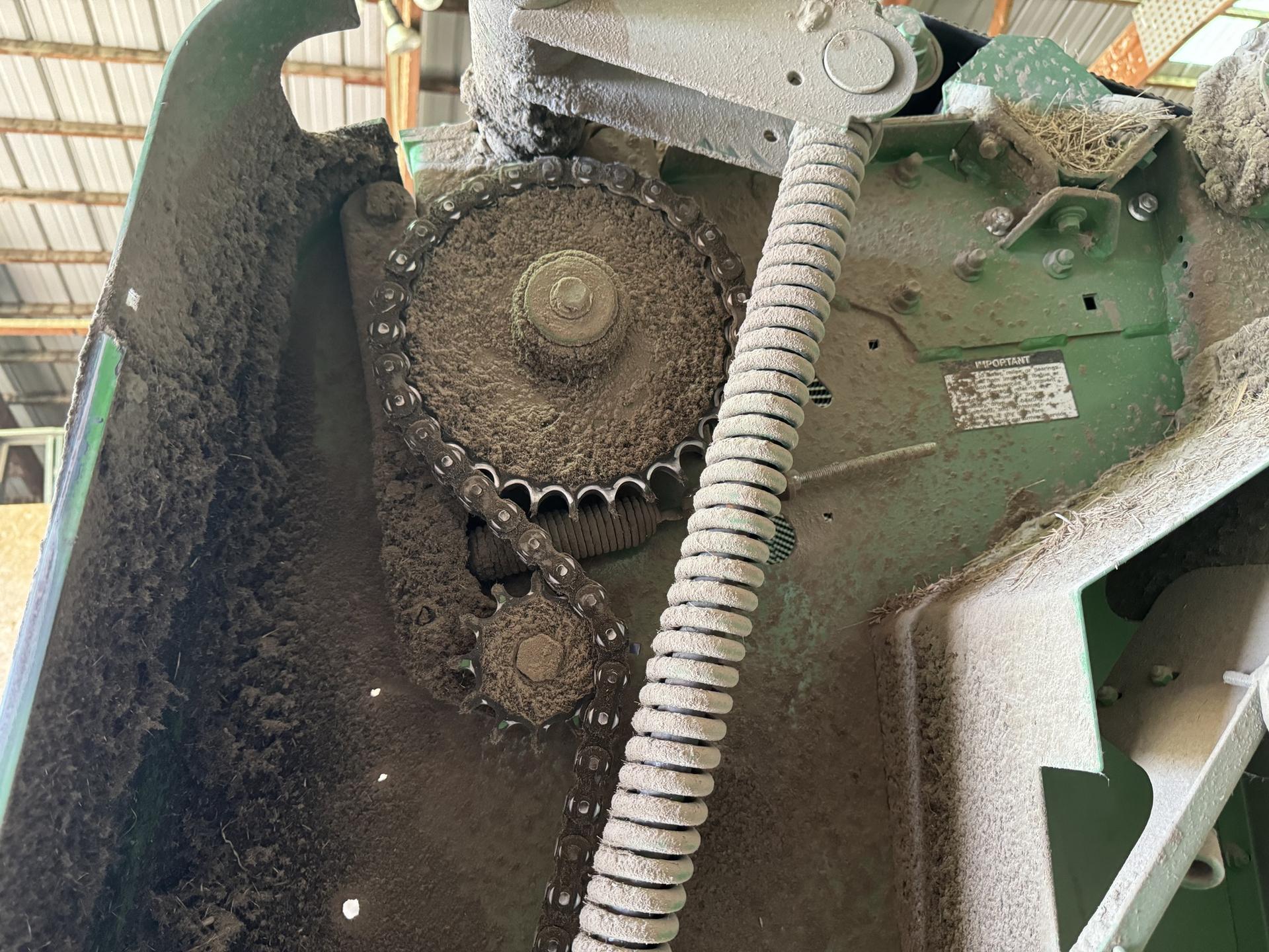 2020 John Deere 560M Image