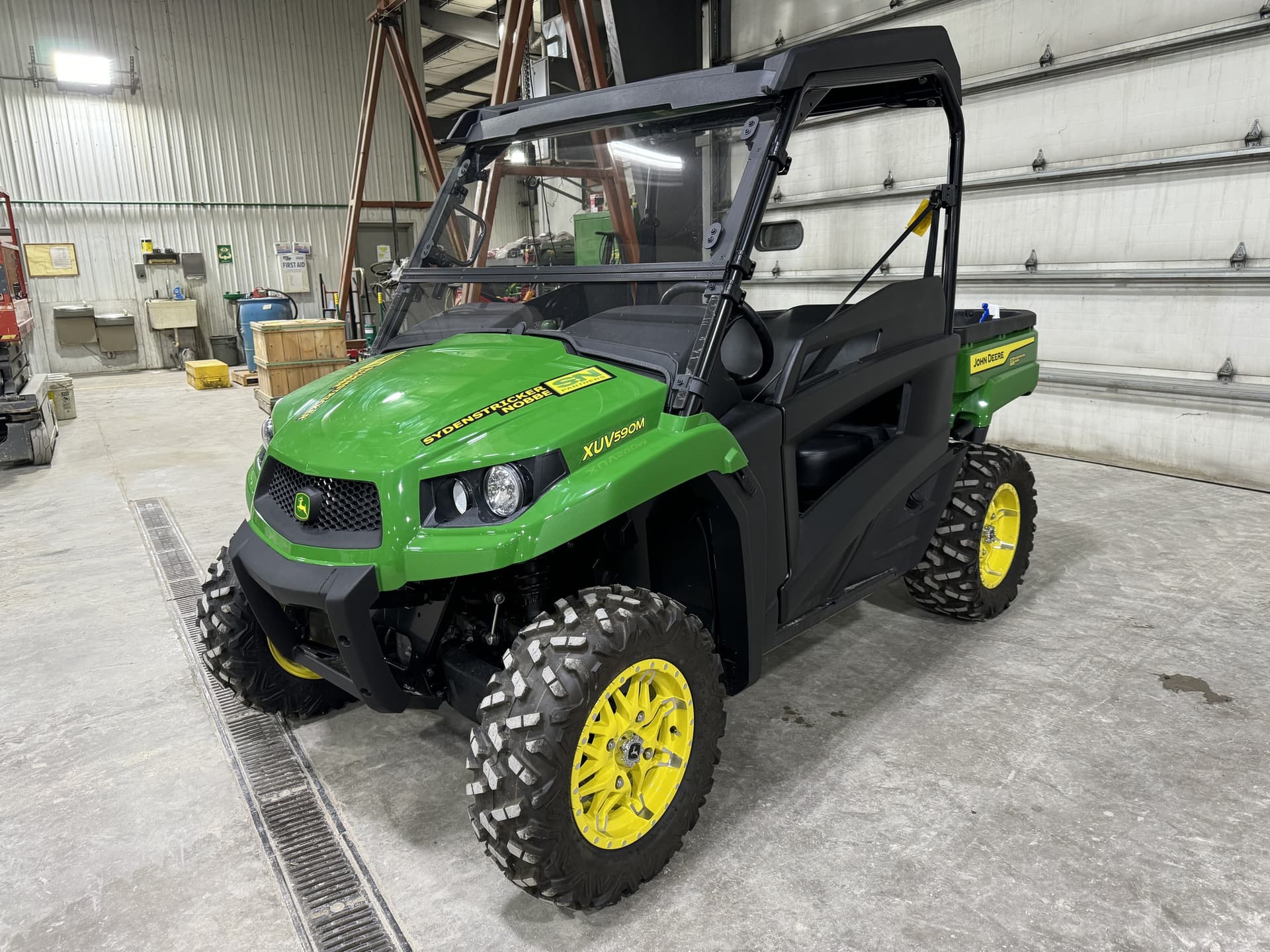 2023 John Deere XUV 590M Image