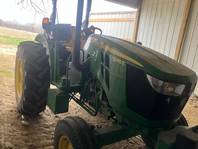 2022 John Deere 5055E Image