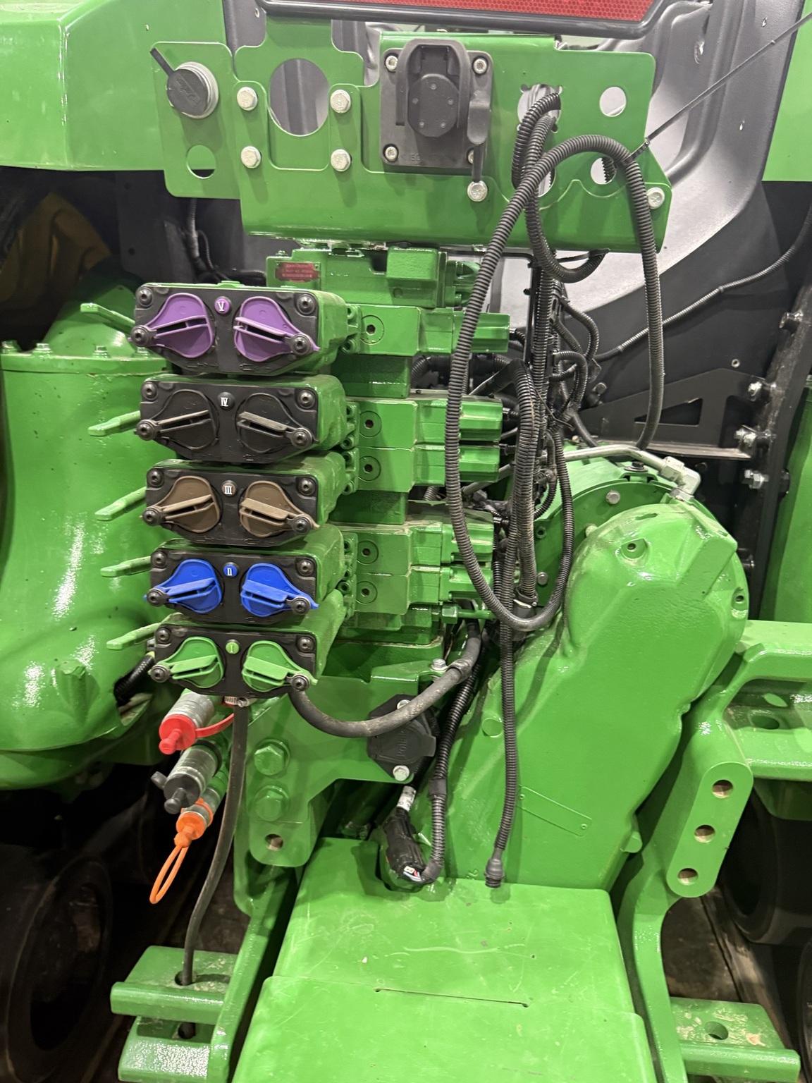 2018 John Deere 9520RX Image