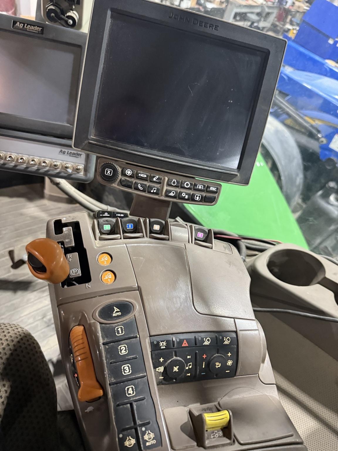2018 John Deere 9520RX Image