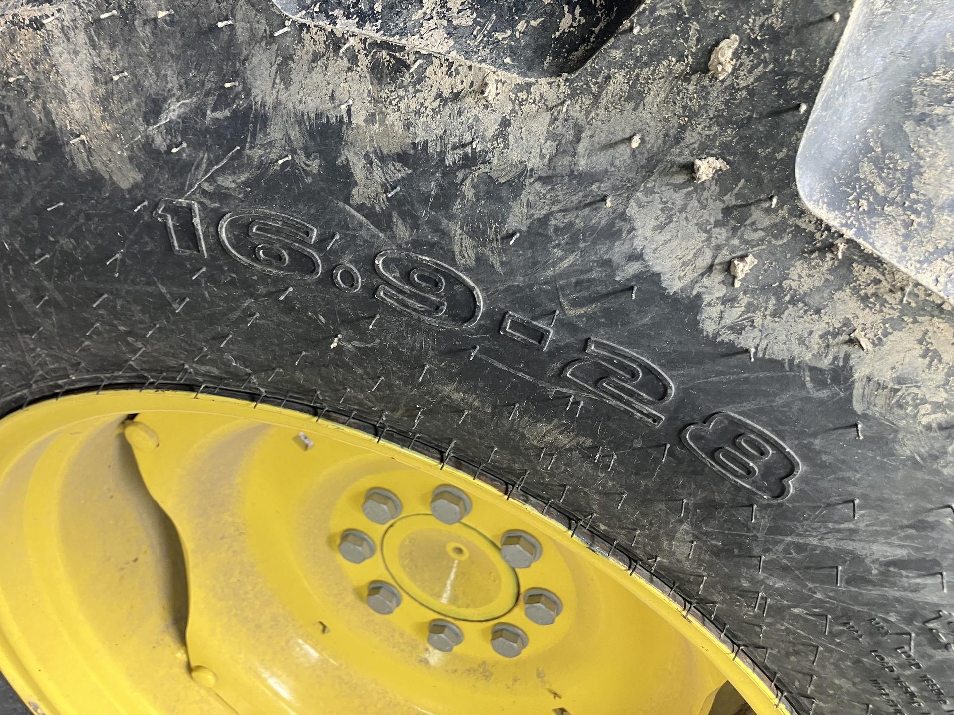 2022 John Deere 5055E Image