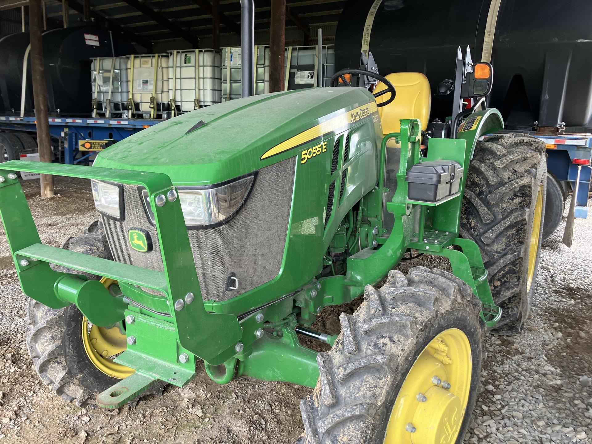 2022 John Deere 5055E Image