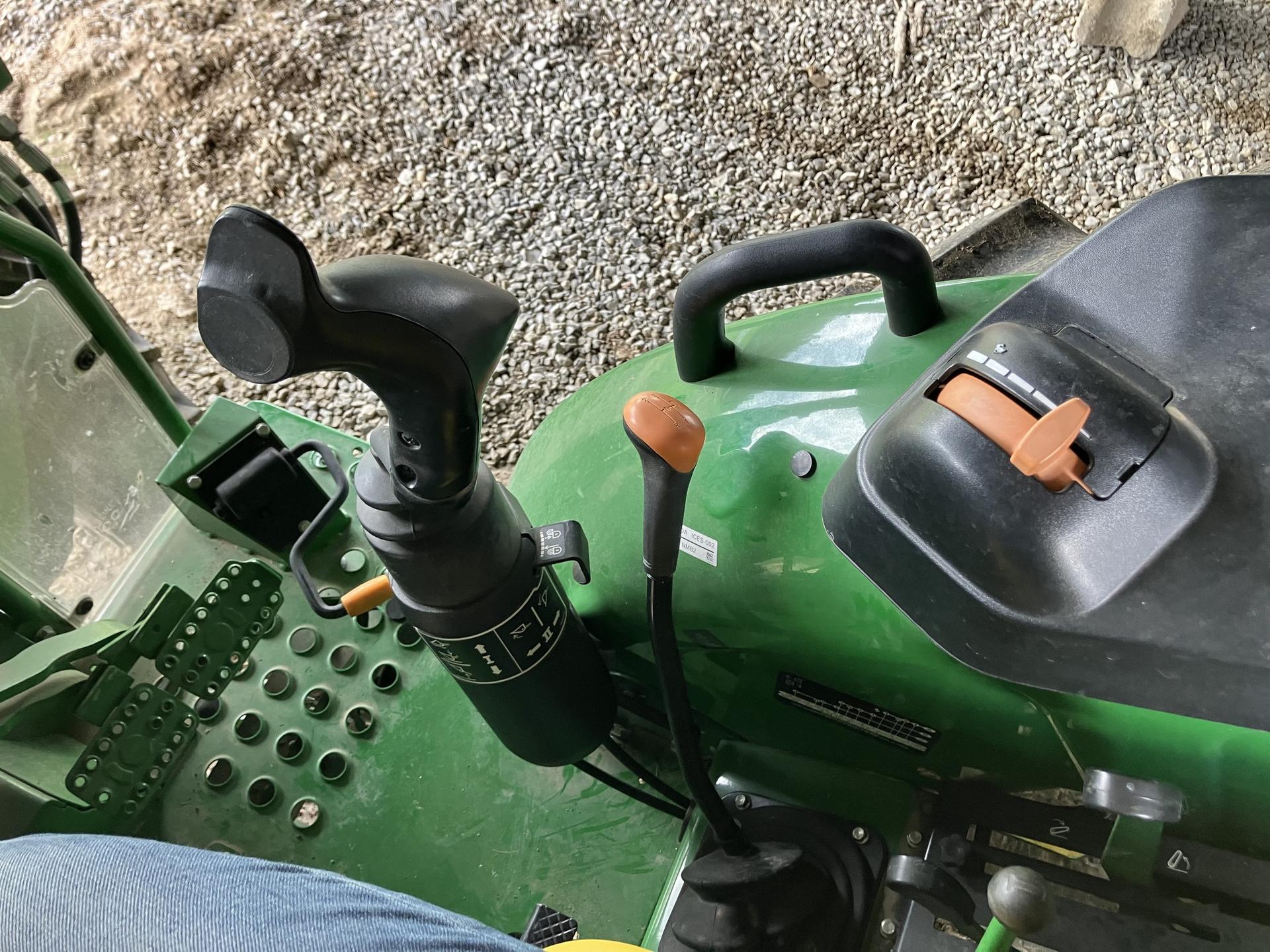 2022 John Deere 5055E Image