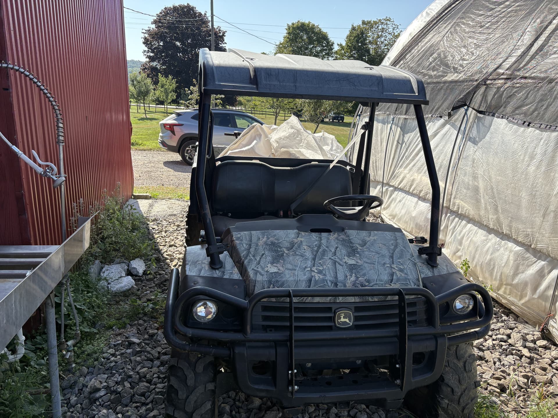 2014 John Deere XUV 625i Image