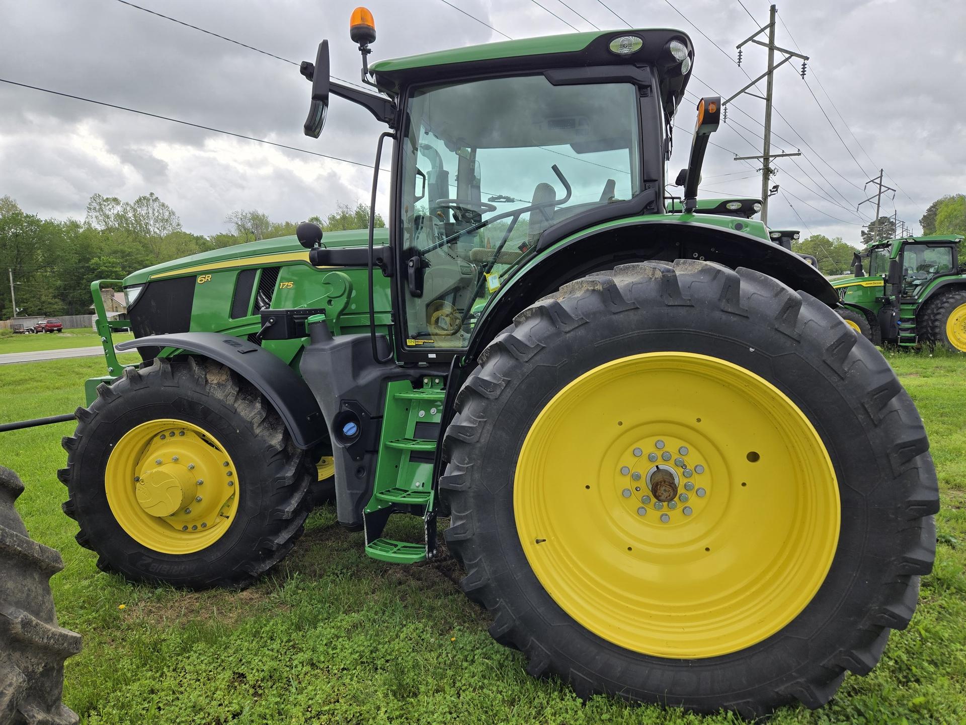 2023 John Deere 6R 175 Image