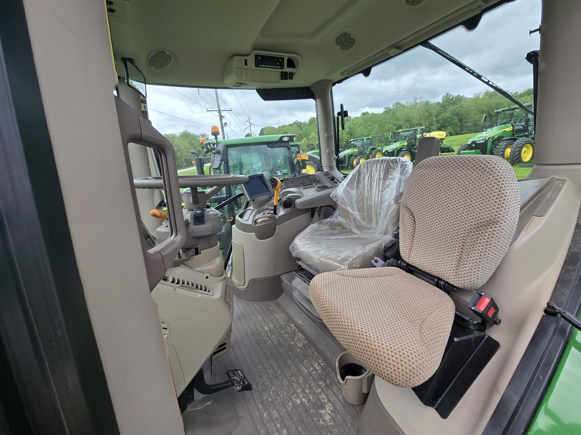 2023 John Deere 6R 175 Image
