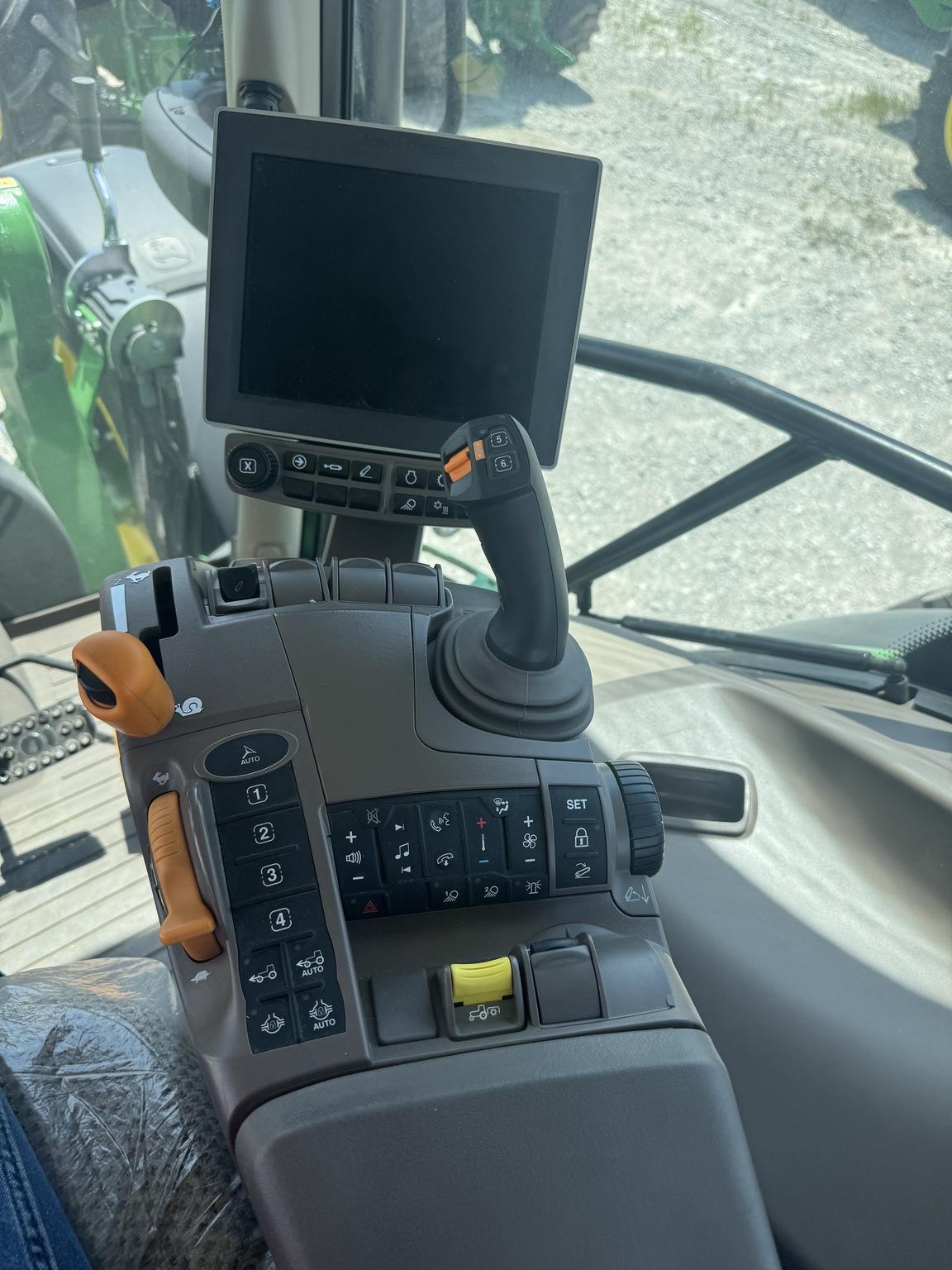 2023 John Deere 6R 175 Image