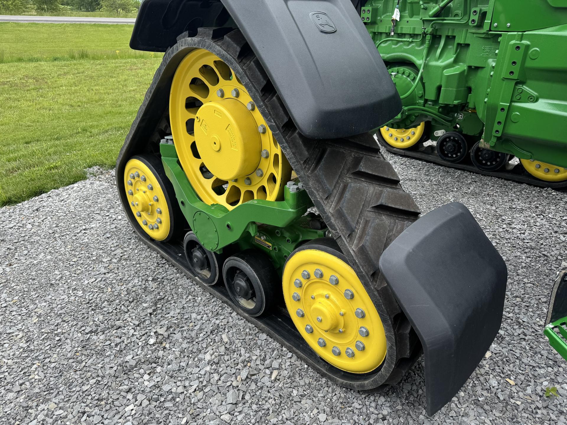 2024 John Deere 8RX 370 Image