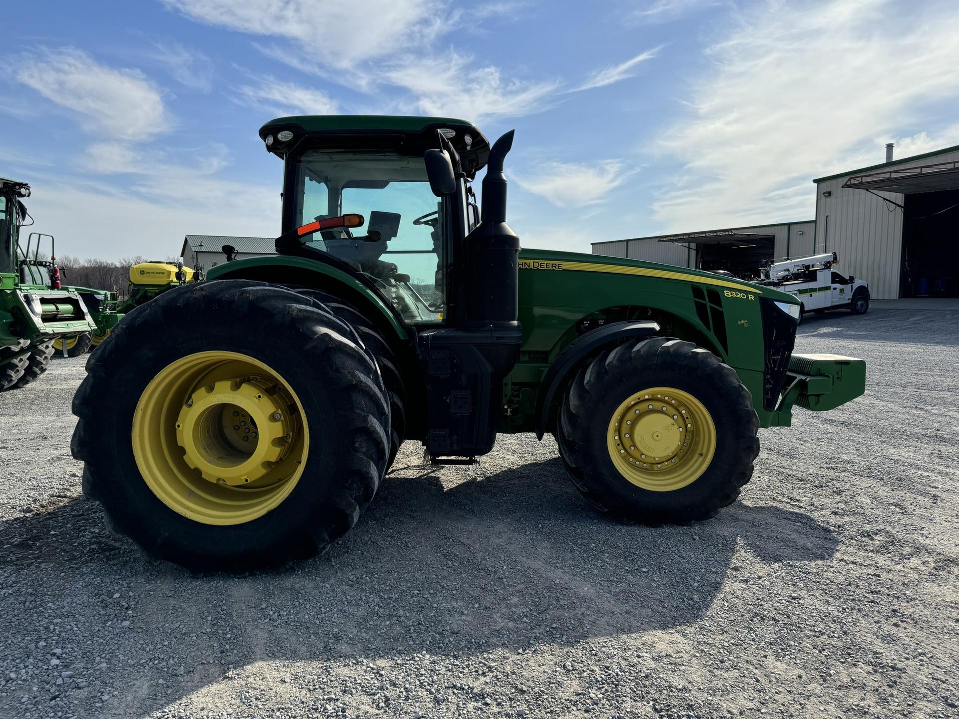 2017 John Deere 8320R Image