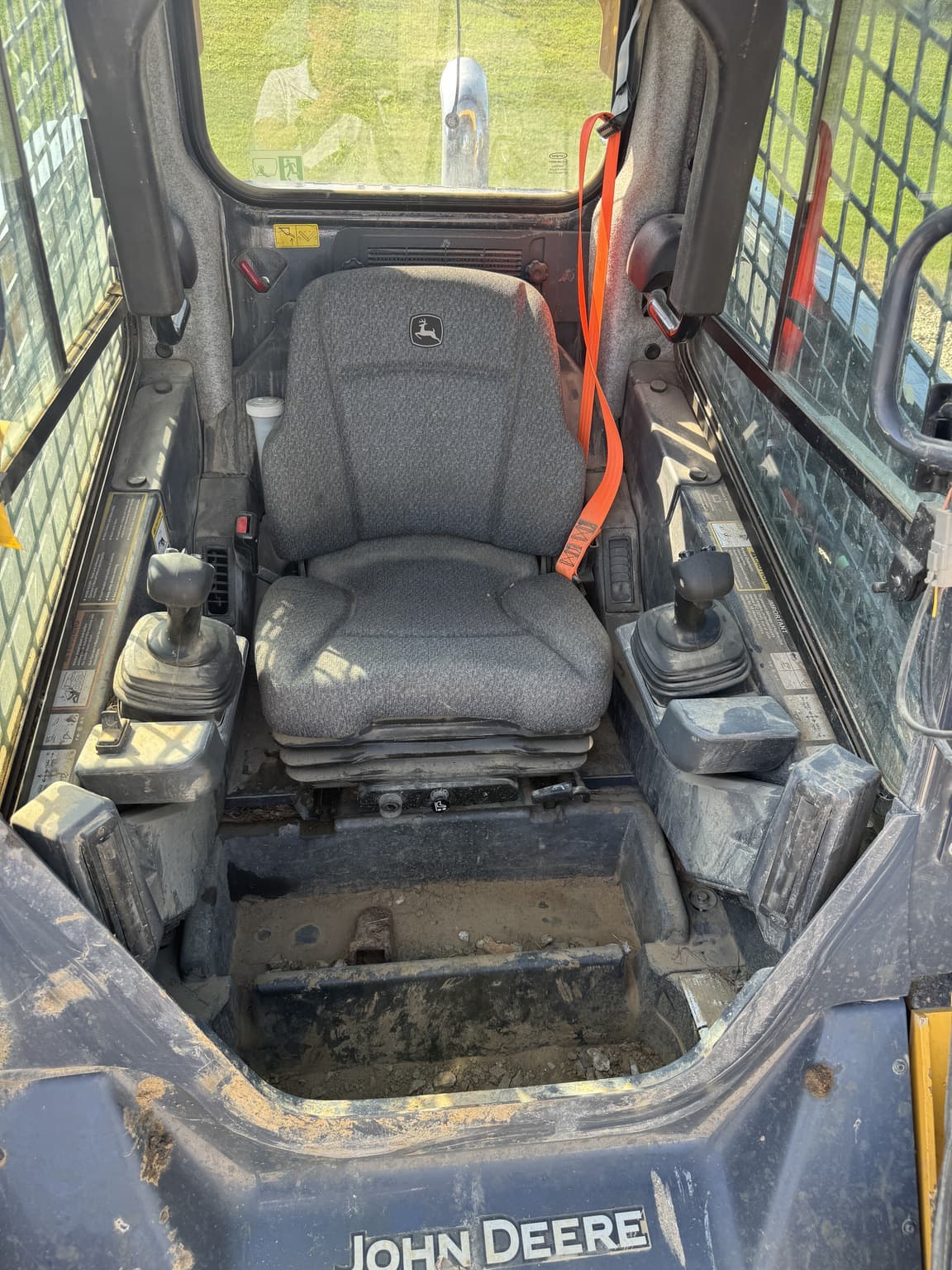 2022 John Deere 333G Image