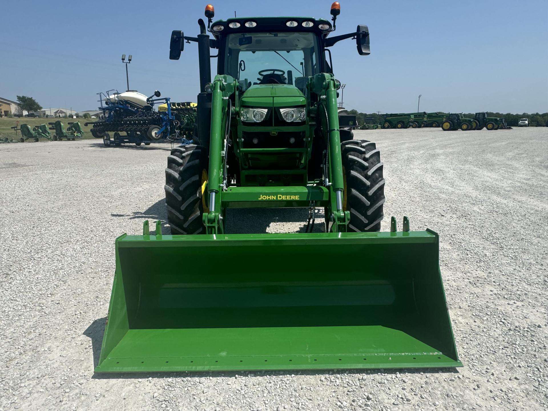 2023 John Deere 6R 120 Image