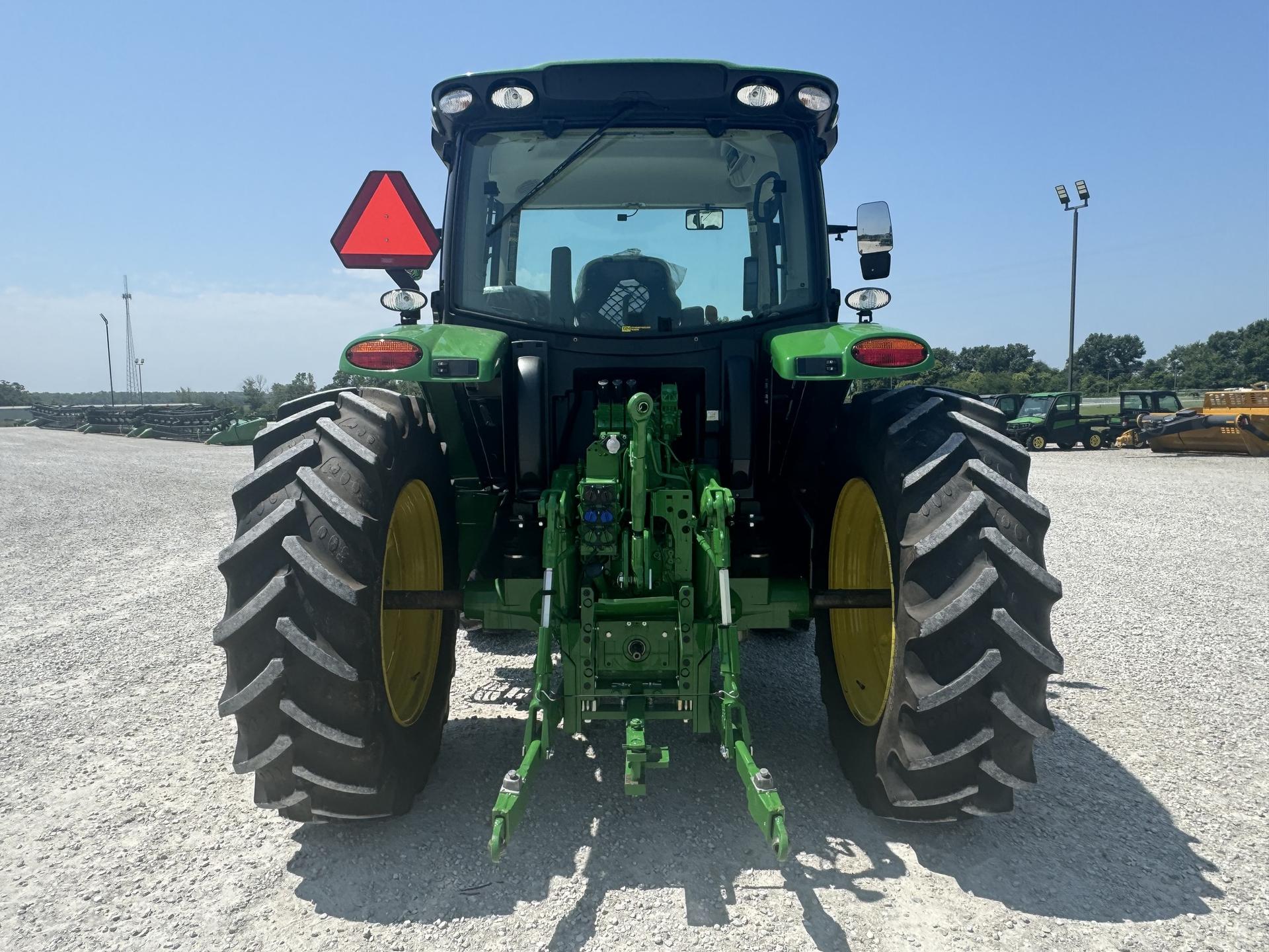 2023 John Deere 6R 120 Image