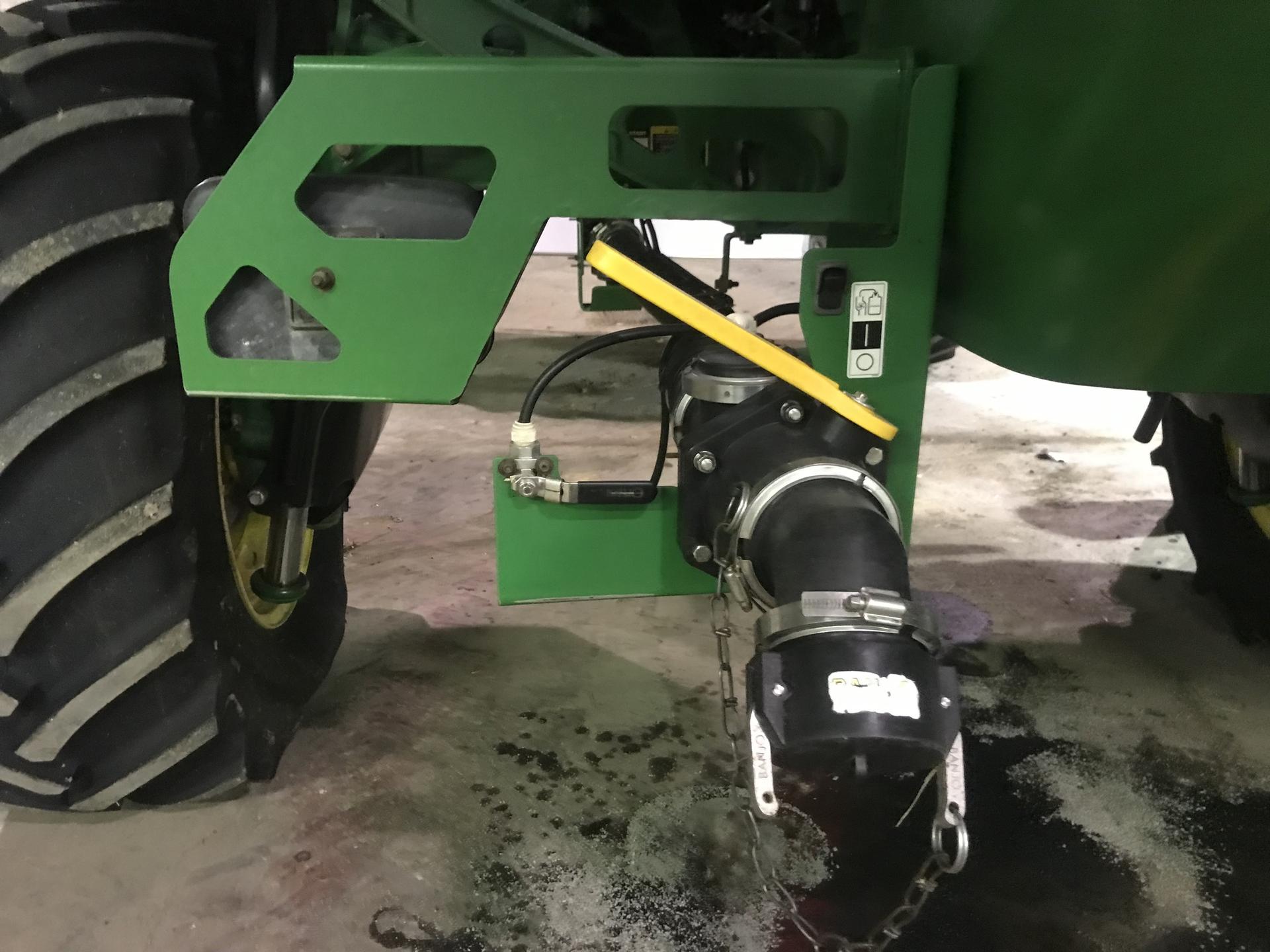 2017 John Deere R4038 Image