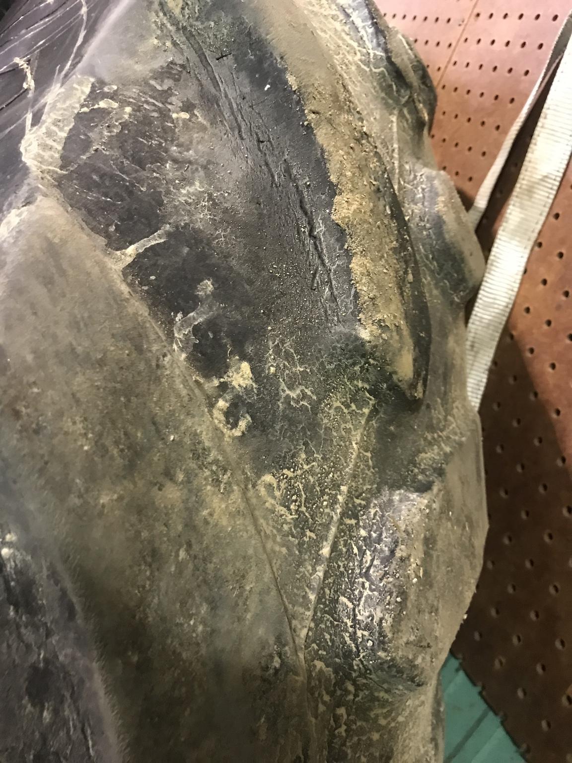2017 John Deere R4038 Image