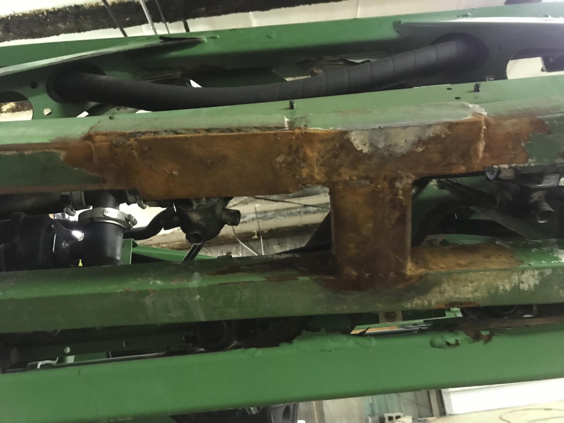 2017 John Deere R4038 Image